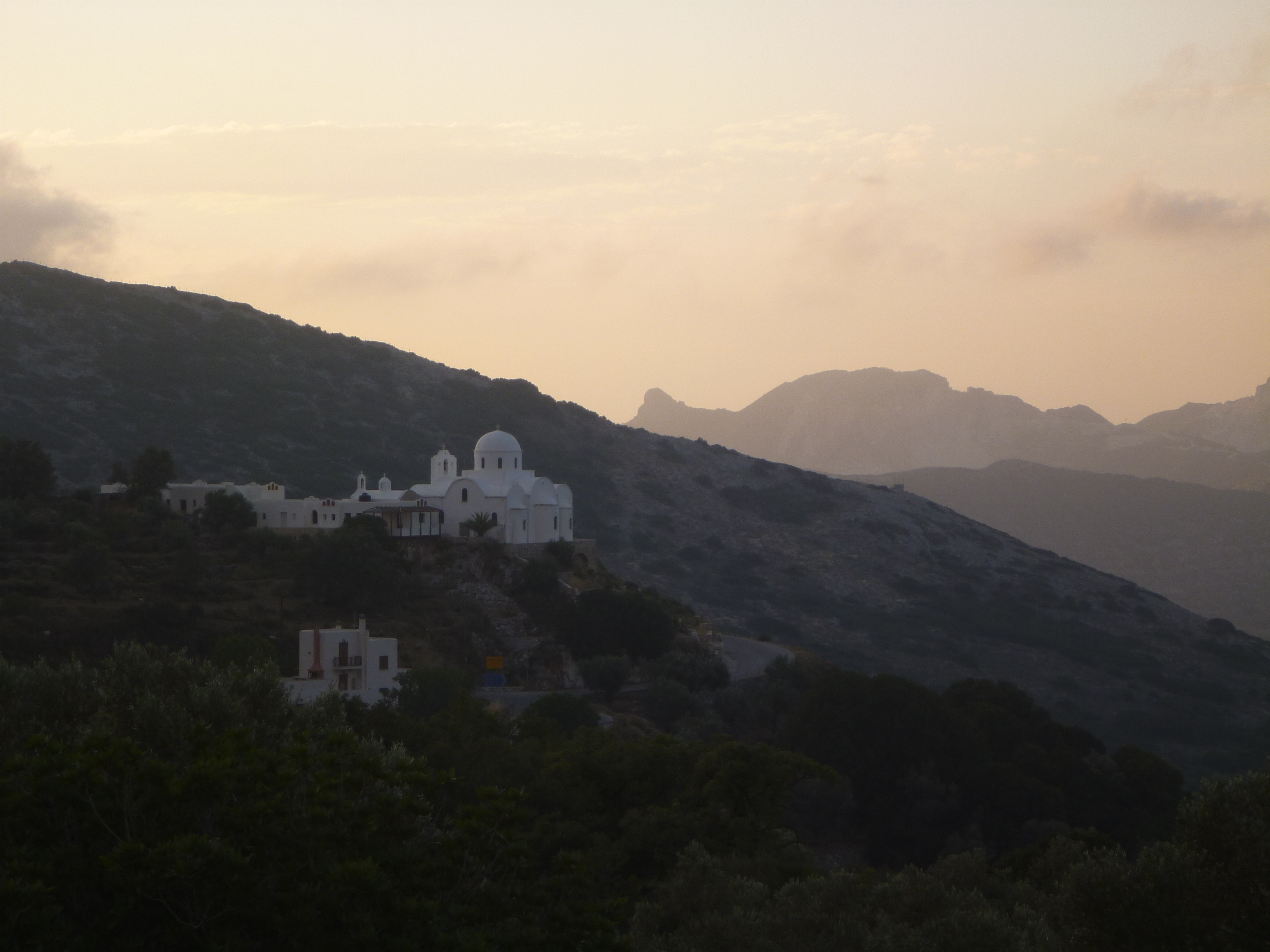 The church that marks the start of the real climb after Filoti